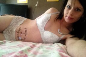 Michelle Selling Her Nude Pictures, Custom Videos & Dirty Knickers