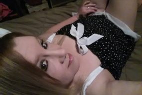 Short And Shy Girl Selling Her Nudes On Slipperybean